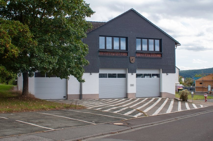 Gerätehaus der Feuerwehr Oberbiel – Außenansicht